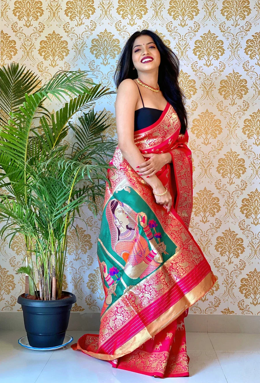 Kala Niketan ‘Dulhaniya’ Royal Pink Banarasi Silk Saree