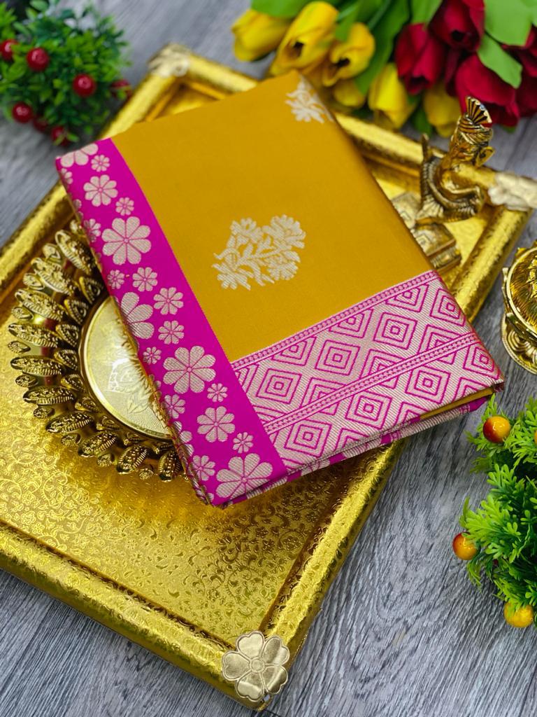 Kala Niketan Traditional Kanchi Soft Silk Sari With Attached Blouse