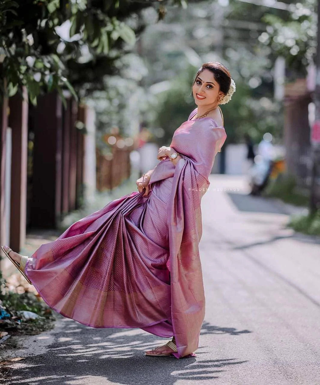 Traditional Kanchipuram Bold and beautiful Kanchipuram Soft Brocade Silk Sari With Attached Blouse